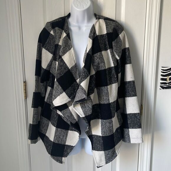 Plaid coat - Picture 1 of 3